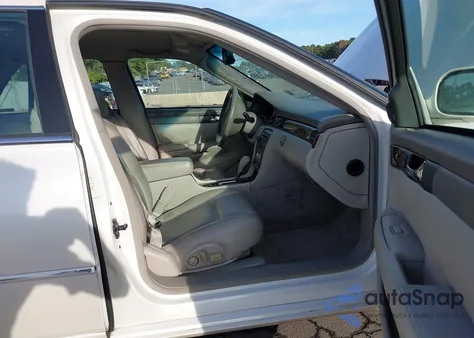 2001 Cadillac Seville Sls W/Tx7 z USA, uszkodzony, nr VIN 1G6KS54Y71U249585